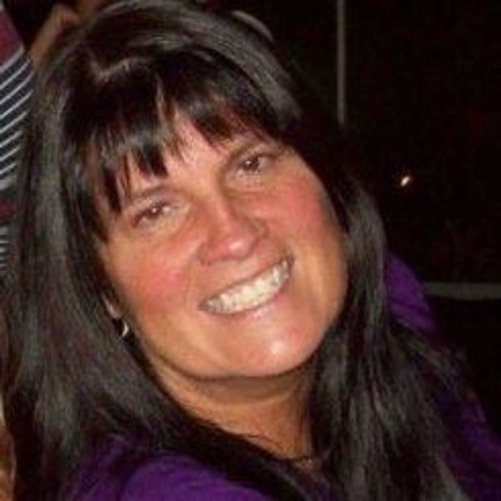 Meet your Posher, Denise